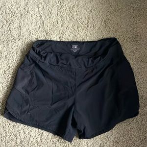 Athleta Girl “Recoed breaker 3” short”